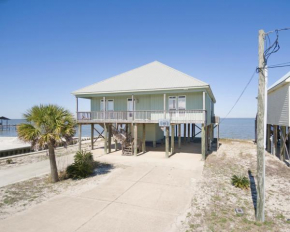 TraMarLis - Bright and Airy Bayfront home, Enjoy unobstructed views and amazing fishing! home